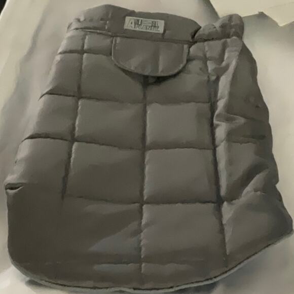 Animal Planet Reversible Puffer Vest Jacket Small Breeds Winter Fall Pets Comfy - Picture 3 of 8